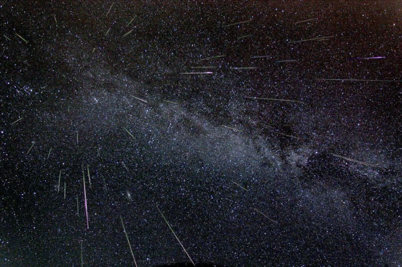 2009 Perseids (Image: NASA/JPL)